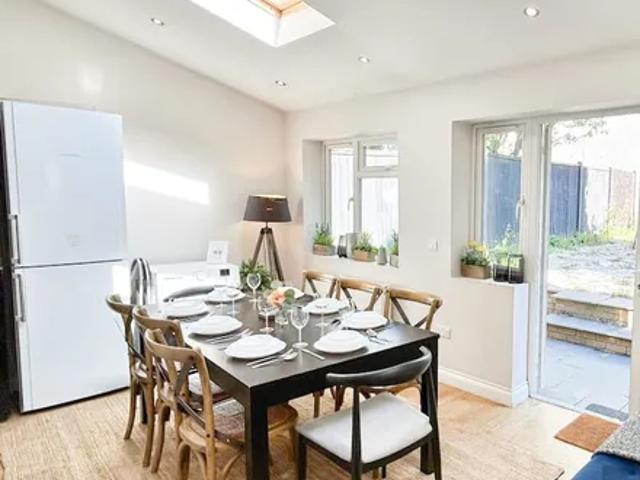 Apartment for rent in Kilburn, Greater London