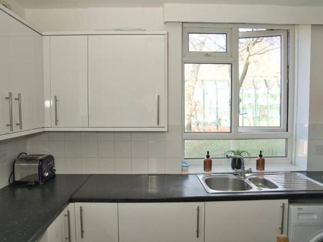 Apartment for rent in Swiss Cottage, Greater London