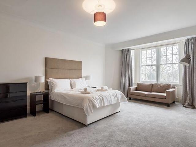 House for rent in St. John's Wood, Greater London