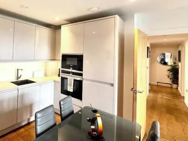 Room for rent in Colindale, Isle Of Man