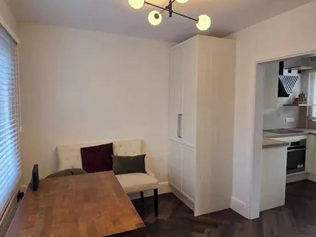 House for rent in Colindale, Greater London