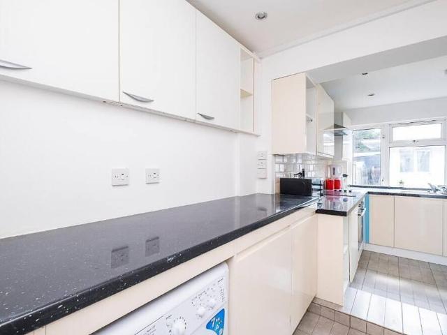 House for rent in London Borough of Barking and Dagenham, Greater London