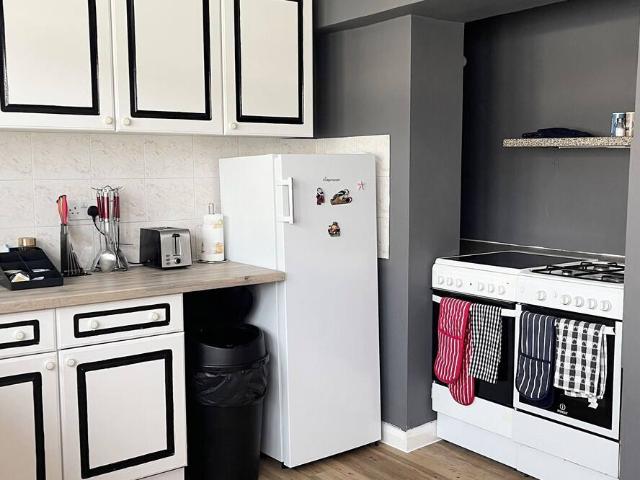 House for rent in London Borough of Redbridge, Greater London