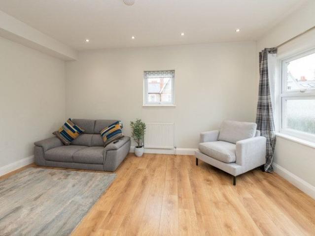 Apartment for rent in Newtown, Reading