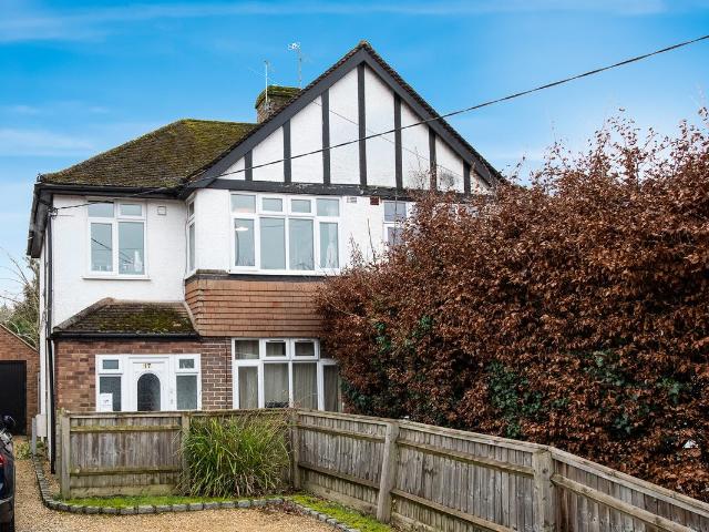 Apartment for rent in Aston Clinton, Buckinghamshire