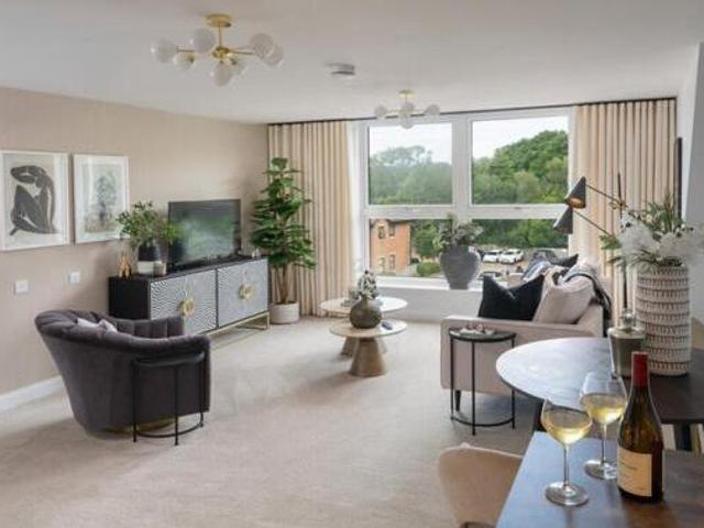 House for rent in Heol-las, Surrey