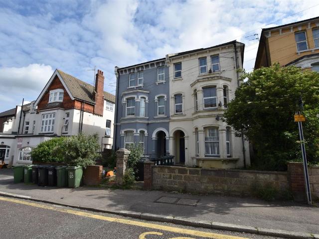 Apartment for rent in Central, Heathlands