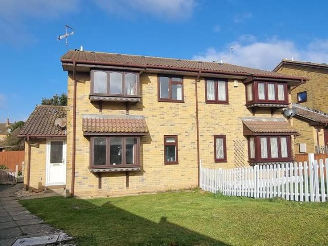 Apartment for rent in Sidley, Heathlands