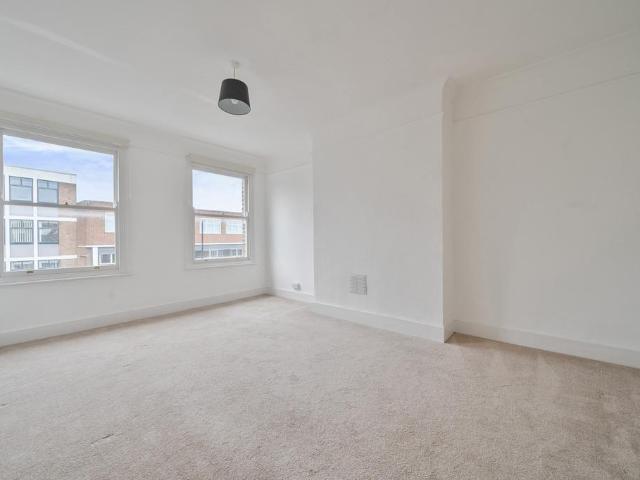 Apartment for rent in Greater London