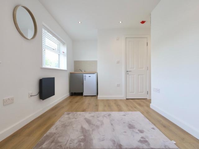 Studio for rent in London Borough of Hounslow, Greater London