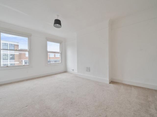 Apartment for rent in Greater London