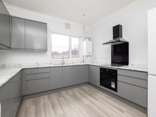 Apartment for rent in Worcester Park, Greater London