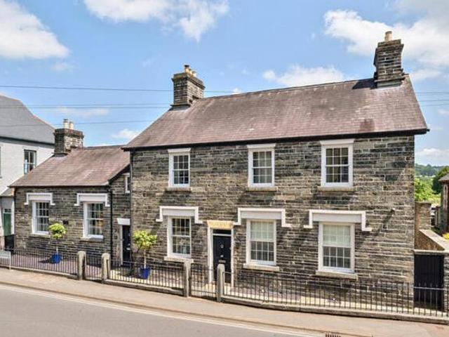 House for sale in Corwen, Wales