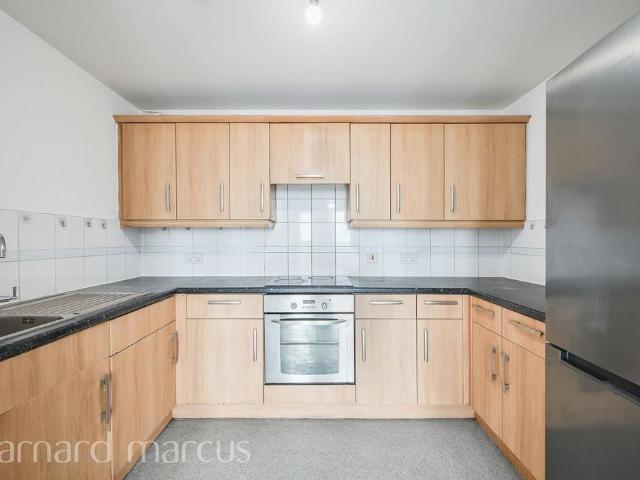 Apartment for rent in London Borough of Croydon, Thornton Heath