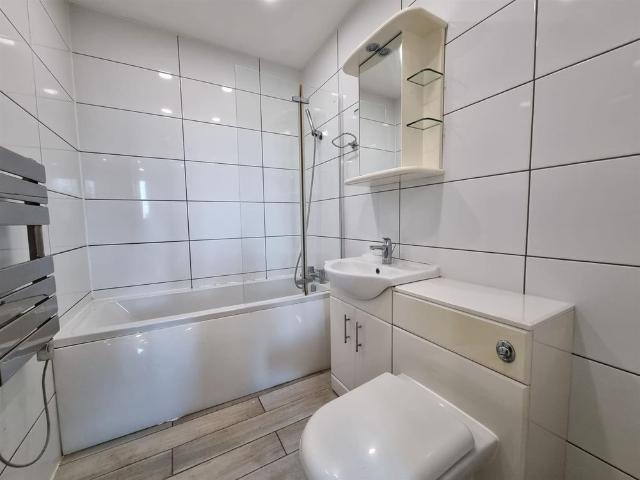 Studio for rent in London Borough of Croydon, Greater London