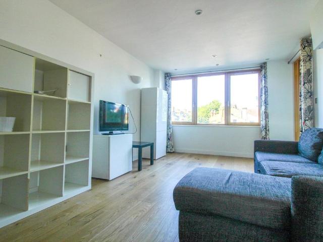 Apartment for rent in London Borough of Croydon, Thornton Heath