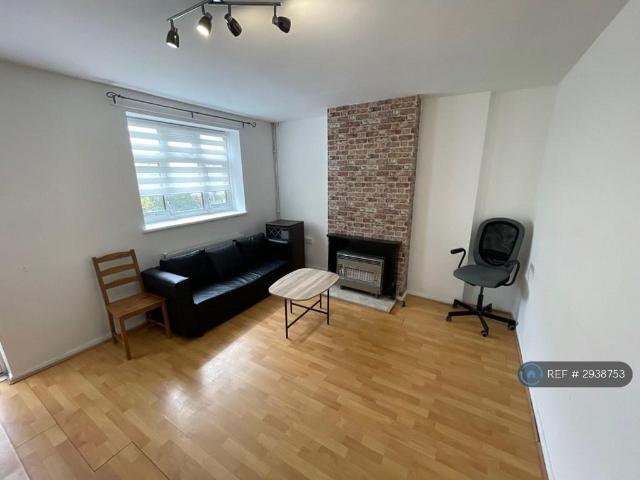 Apartment for rent in London Borough of Merton, Mitcham