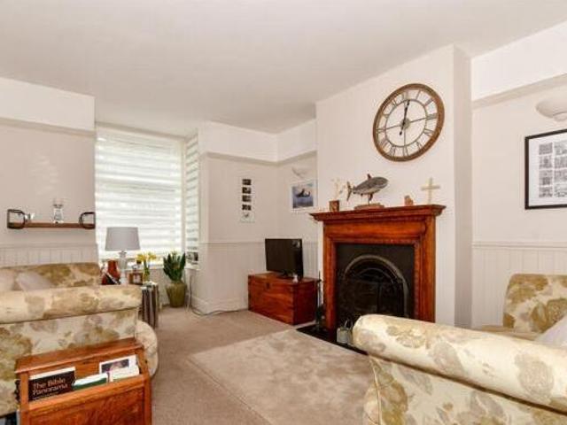 House for sale in Upper Deal, Ash