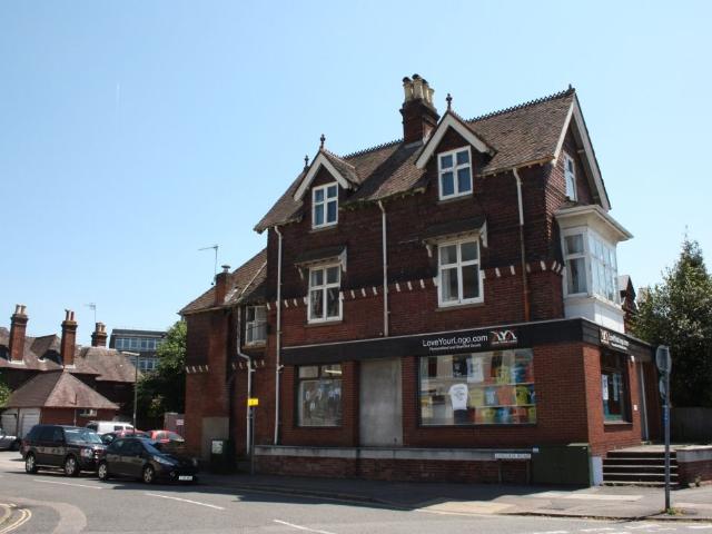 Apartment for rent in Pachesham Park, Surrey