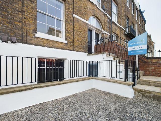 Apartment for rent in Tower Hamlets, Dover