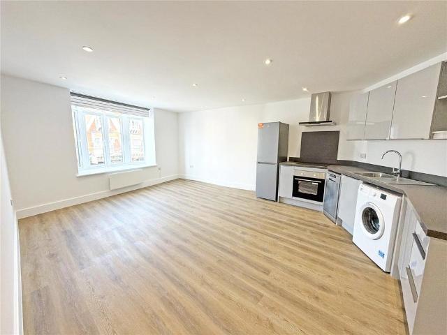 Apartment for rent in Blackwell, Mid Sussex