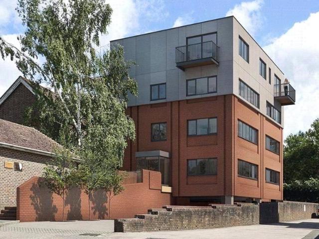 Apartment for rent in Blackwell, Mid Sussex