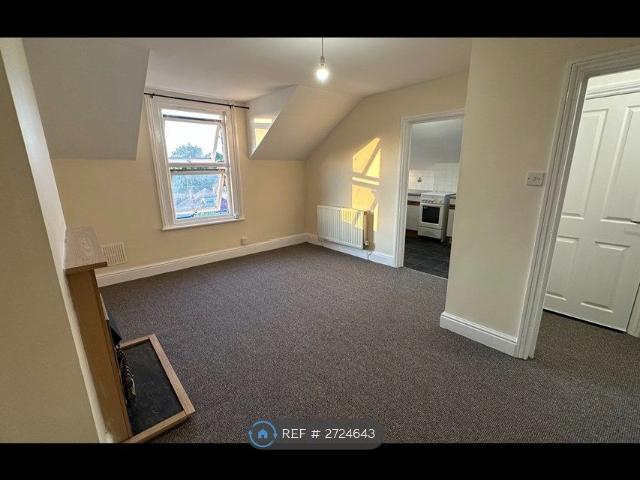 Apartment for rent in Wotton, Gloucester