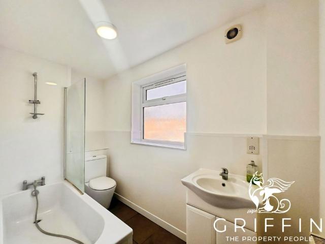 House for rent in Badgers Dene, Grays