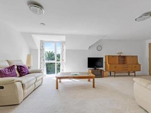House for sale in Westborough, Surrey
