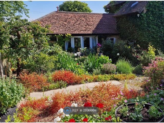 House for rent in Bourne End, Pouchen End