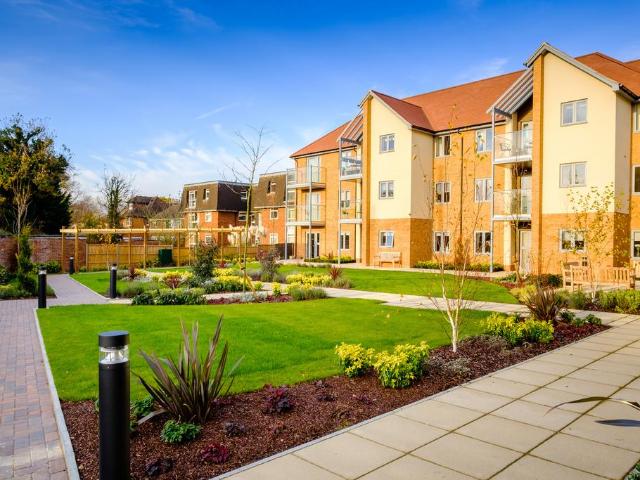 Apartment for rent in St Albans, Five Acres