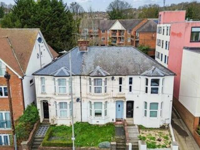 House for sale in Totteridge, Cressex