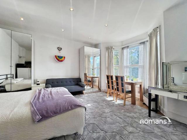 Studio for rent in High Wycombe Community Board, High Wycombe