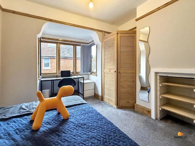 Apartment for rent in Totteridge, Cressex