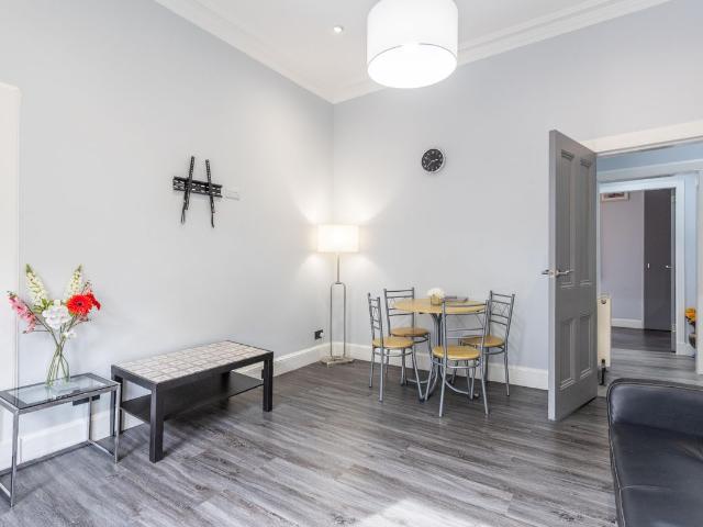 Apartment for rent in Hillside, City of Edinburgh