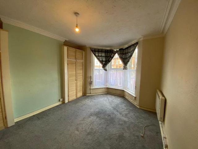 Studio for rent in The Dales, Key Street