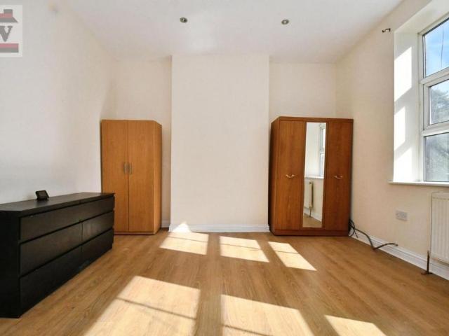 Apartment for rent in London Borough of Hounslow, Greater London