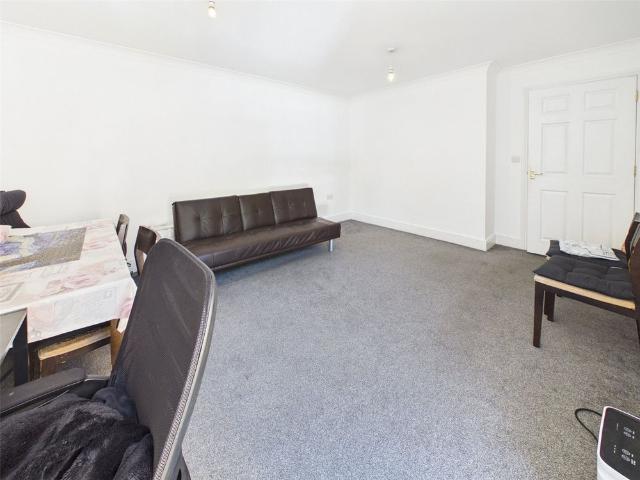 Apartment for rent in London Borough of Hounslow, Spring Grove