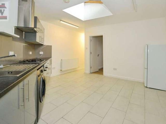 Apartment for rent in London Borough of Hounslow, Greater London