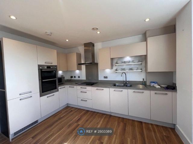 Apartment for rent in London Borough of Hounslow, Spring Grove