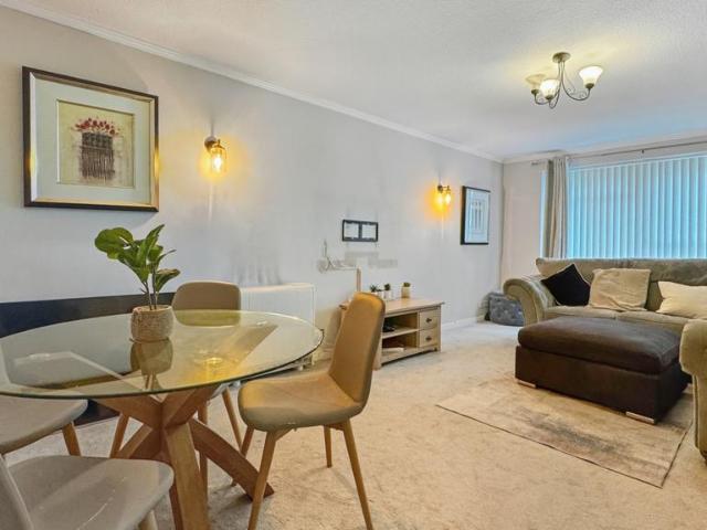 Apartment for rent in Knighton, Old Wharf
