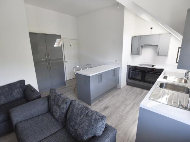 Apartment for rent in Highfields, Old Wharf