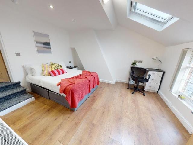 Apartment for rent in Highfields, Old Wharf
