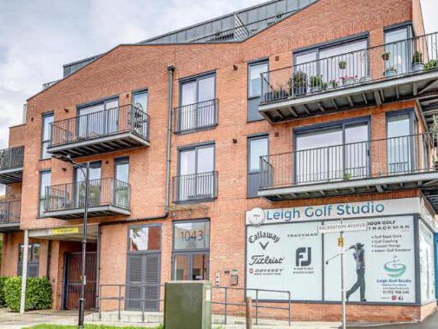 House for sale in Leigh-on-sea