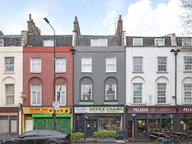 House for sale in Lyons, Greater London