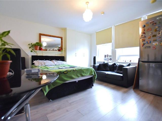 Apartment for rent in London Borough of Croydon, Norbury