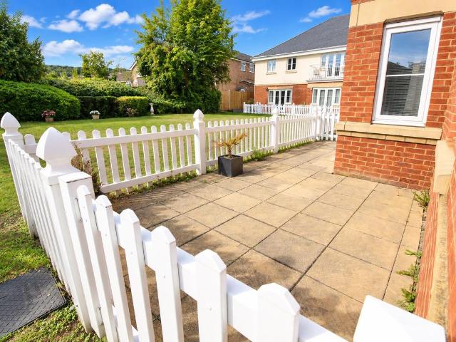 Apartment for rent in Beaconsfield and Chepping Wye Community Board, Loudwater