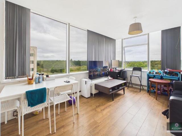 Apartment for rent in Lowfield Heath, Glynde