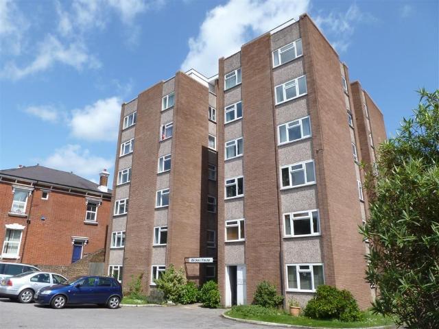 Apartment for rent in Ringlestone, Midway