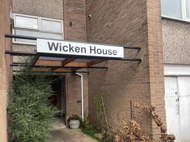 House for sale in Allington, Midway